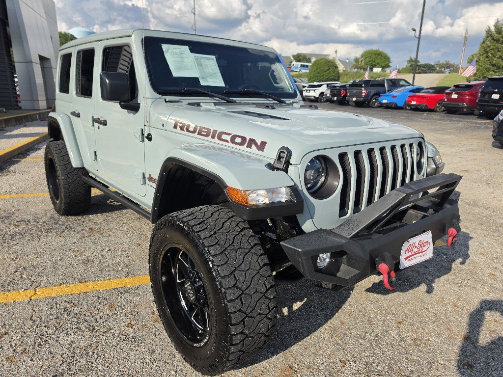 Used 2023 Jeep Wrangler Unlimited Rubicon w/ Cold Weather Group AWD/4WD image 3