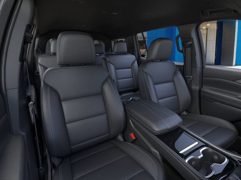 New 2026 Chevrolet Traverse LT w/ Midnight/Sport Edition FWD image 16