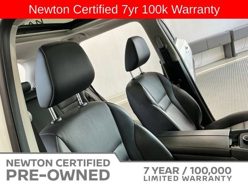 Used 2024 Nissan Rogue SV w/ SV Premium Package AWD/4WD image 18