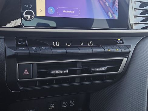 New 2026 Toyota Camry SE image 23