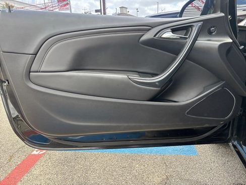 Used 2019 Buick Cascada Premium FWD image 18