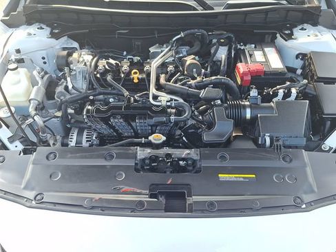 Used 2024 Nissan Altima 2.5 SR FWD image 21