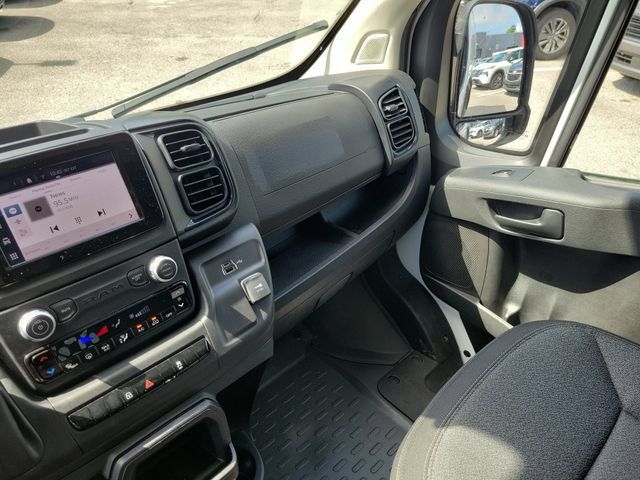 Used 2025 RAM ProMaster 2500 w/ U-Haul Equipment Group FWD image 30