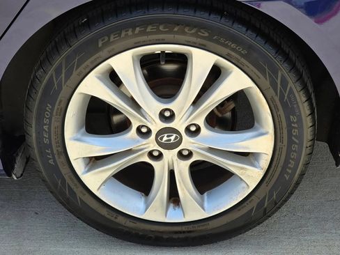 Used 2012 Hyundai Sonata Limited w/ Navigation Pkg FWD image 37