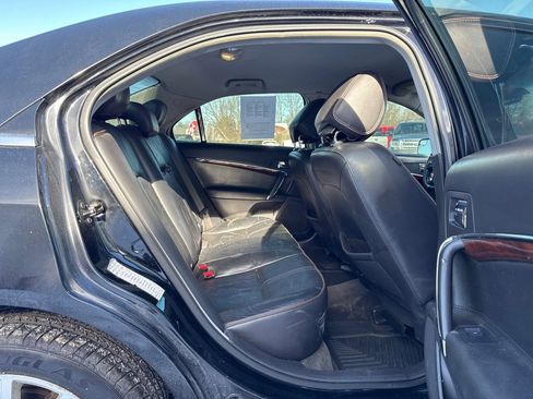 Used 2012 Lincoln MKZ image 12