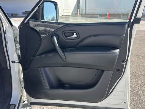 Used 2021 INFINITI QX80 Luxe image 25