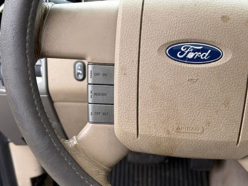 Used 2004 Ford F150 Lariat AWD/4WD image 17