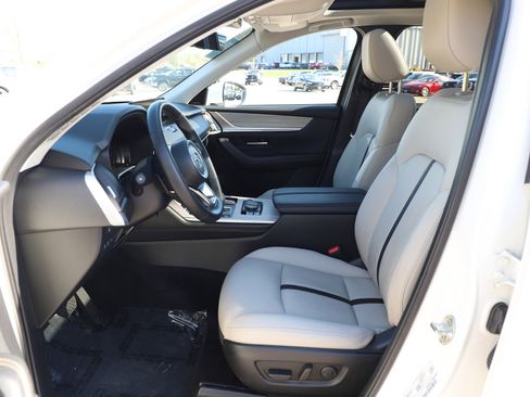 Certified 2024 MAZDA CX-90 Plug-In Hybrid w/ Premium Pkg AWD/4WD image 18