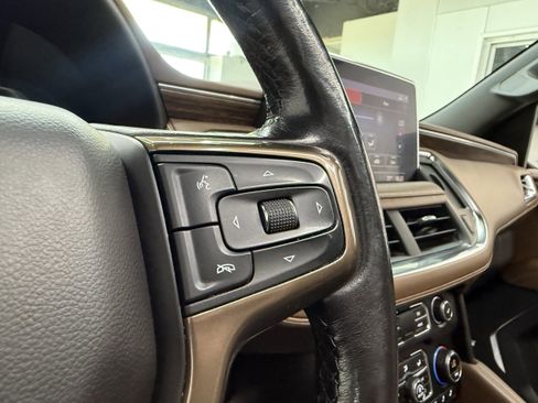Used 2021 Chevrolet Suburban High Country AWD/4WD image 16