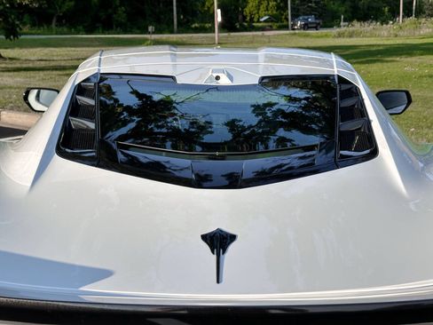 Used 2023 Chevrolet Corvette Stingray Premium Cpe w/ Z51 Performance Package RWD image 27