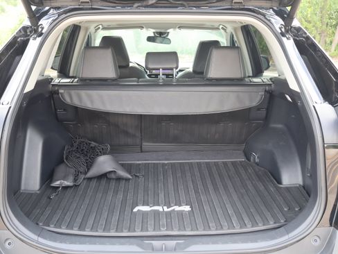Certified 2024 Toyota RAV4 XLE Premium AWD/4WD image 7