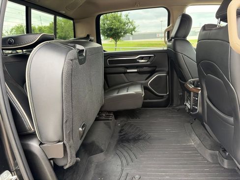 Used 2021 RAM 1500 Laramie AWD/4WD image 39