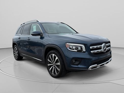 Certified 2023 Mercedes-Benz GLB 250 4MATIC image 7