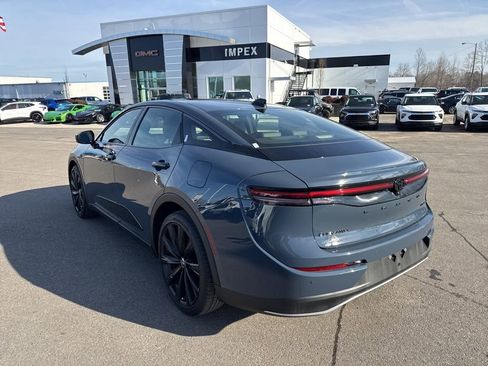 Used 2026 Toyota Crown Nightshade image 3