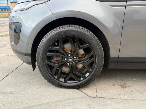 Used 2020 Land Rover Range Rover Evoque SE image 51