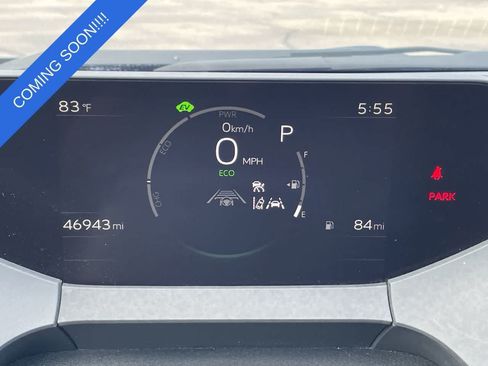 Used 2024 Toyota Prius LE FWD image 24