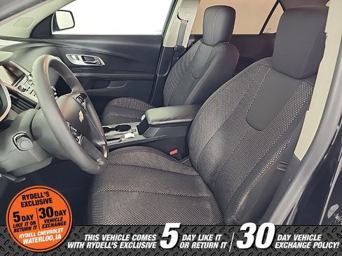Used 2017 Chevrolet Equinox LS image 15