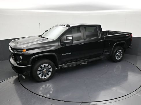 Used 2023 Chevrolet Silverado 2500 Custom w/ Custom Value Package AWD/4WD image 12