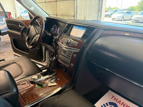 Used 2019 INFINITI QX80 Luxe RWD image 21