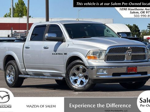 Used 2011 RAM 1500 Laramie AWD/4WD image 1