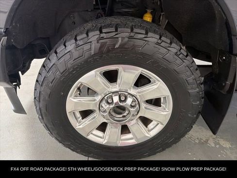 Used 2021 Ford F350 Platinum AWD/4WD image 4