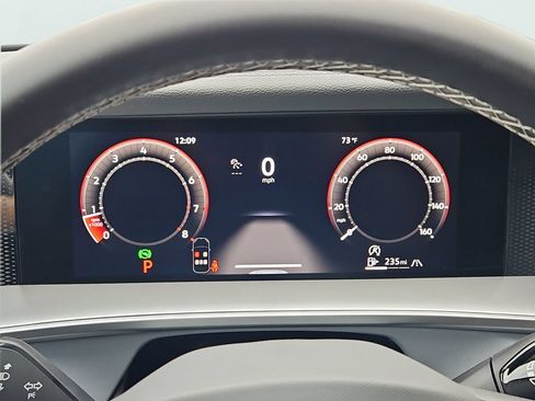 Certified 2026 Volkswagen Tiguan SE AWD/4WD image 29