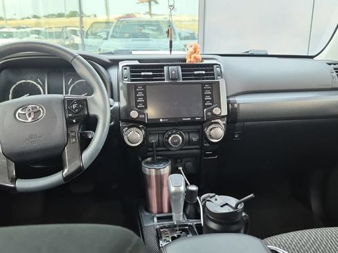Used 2024 Toyota 4Runner TRD Off-Road AWD/4WD image 15