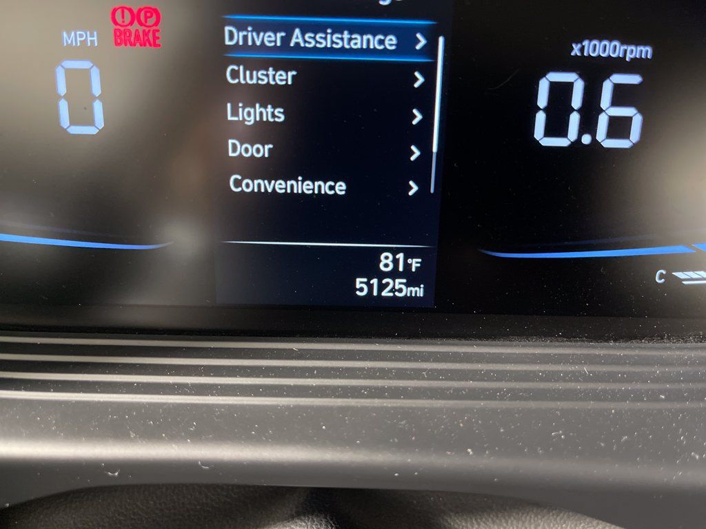 Certified 2026 Hyundai Venue SEL FWD image 22