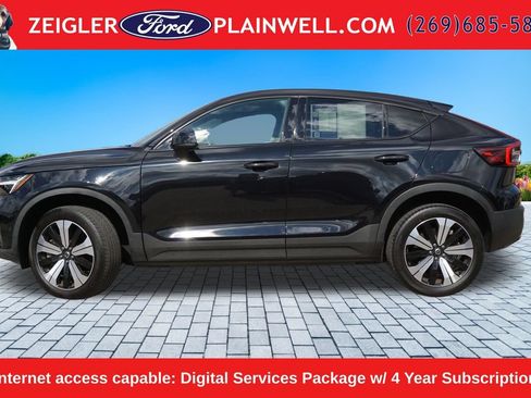 Used 2023 Volvo C40 P8 Recharge Plus AWD/4WD image 2