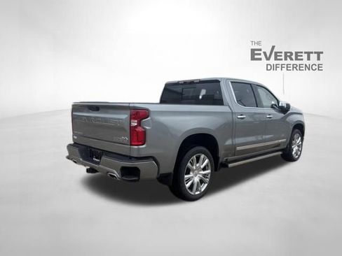 New 2026 Chevrolet Silverado 1500 High Country AWD/4WD image 7