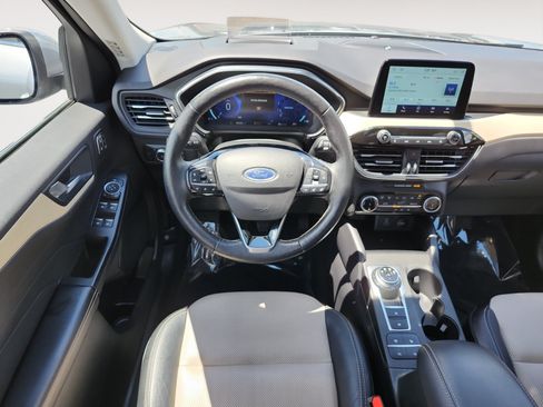 Used 2022 Ford Escape Titanium w/ Titanium Elite Package AWD/4WD image 10