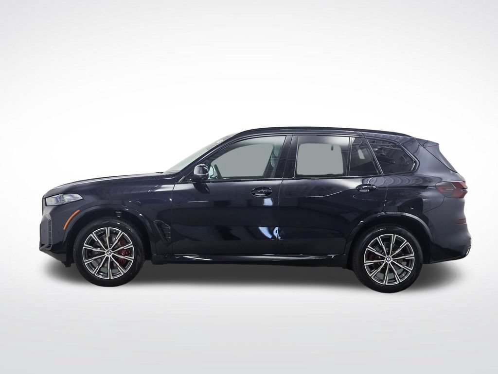 Used 2026 BMW X5 xDrive40i w/ M Sport Package AWD/4WD image 3
