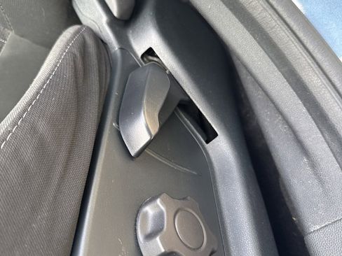 Used 2022 Ford EcoSport SE w/ SE Convenience Package image 25