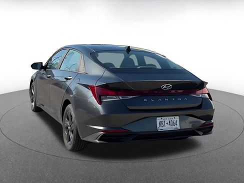 Used 2023 Hyundai Elantra SEL image 10