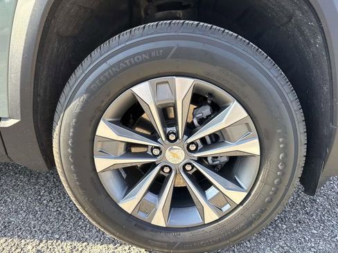 Certified 2025 Chevrolet Equinox LT w/ Convenience Package II image 7