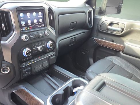 Used 2020 GMC Sierra 2500 Denali w/ Denali Ultimate Package image 26