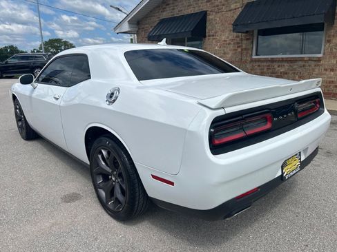 Used 2019 Dodge Challenger SXT w/ Plus Package RWD image 9