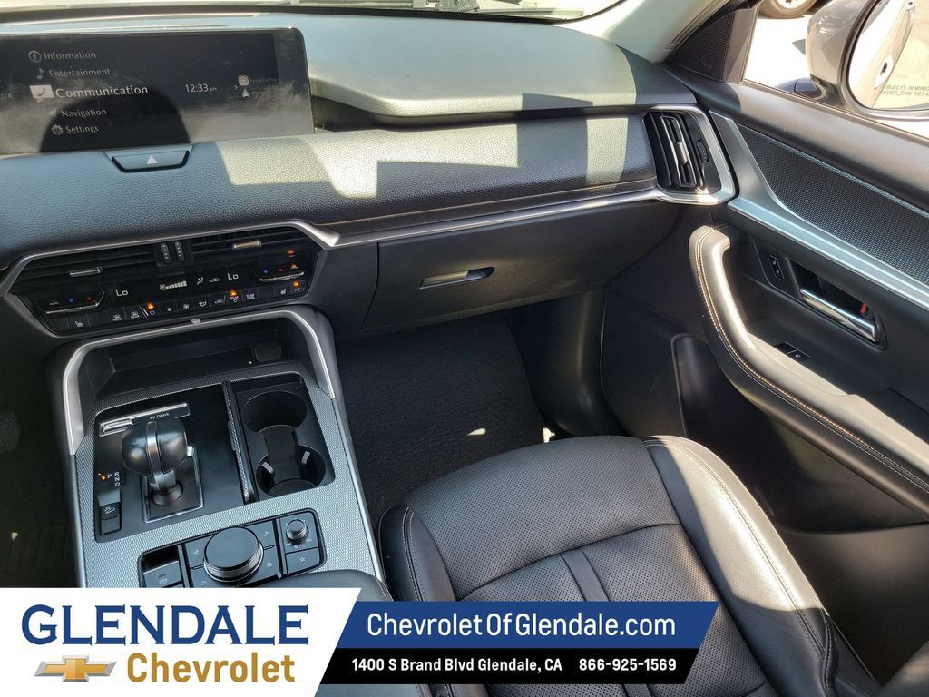 Used 2025 MAZDA CX-90 3.3 Turbo w/ Preferred Package AWD/4WD image 24