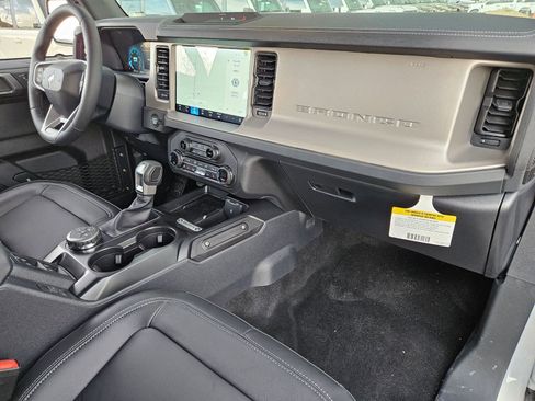 New 2026 Ford Bronco Outer Banks AWD/4WD image 31