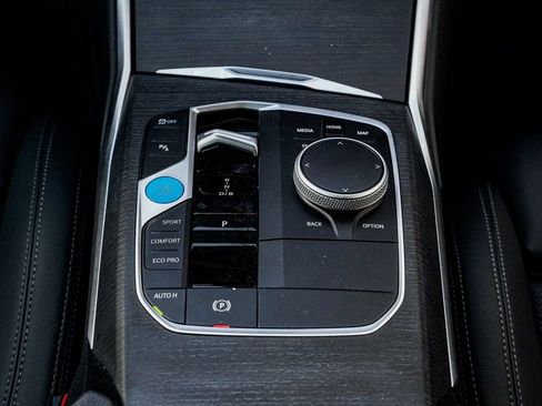 Used 2025 BMW i4 xDrive40i image 14