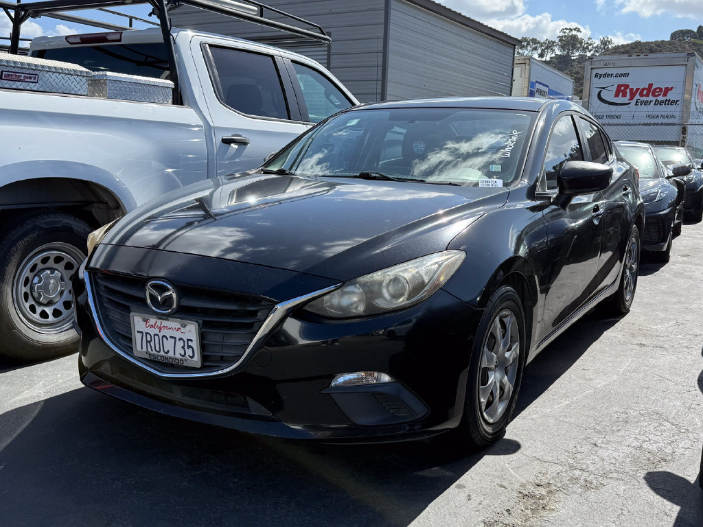 Used 2016 MAZDA MAZDA3 i Sport FWD image 2