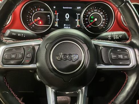 Certified 2022 Jeep Gladiator Rubicon w/ LED Lighting Group image 12