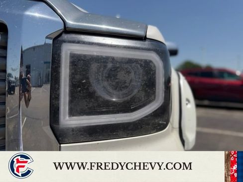 Used 2015 GMC Sierra 1500 Denali AWD/4WD image 30