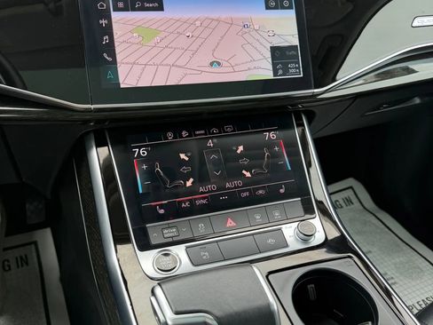 Used 2022 Audi Q7 3.0T Premium image 2