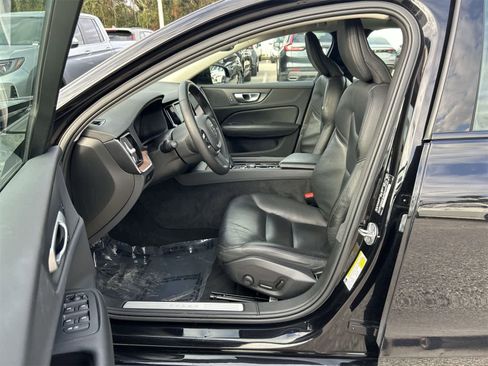 Used 2024 Volvo S60 B5 Plus image 2