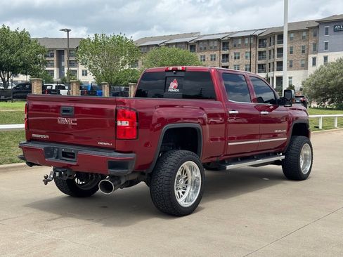 Used 2018 GMC Sierra 3500 Denali w/ Duramax Plus Package AWD/4WD image 4