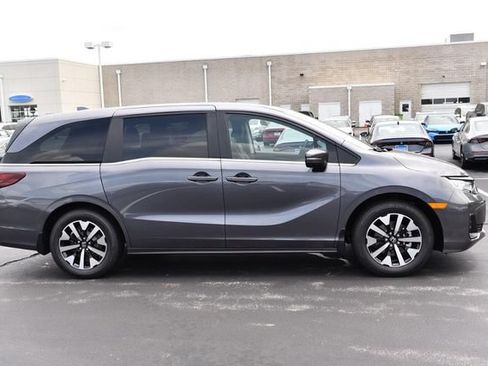 New 2026 Honda Odyssey EX-L image 5
