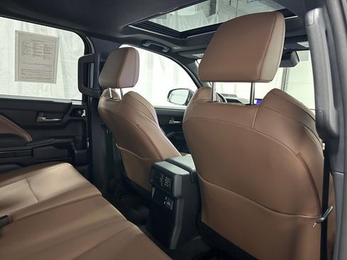 Used 2025 Toyota 4Runner Limited image 55