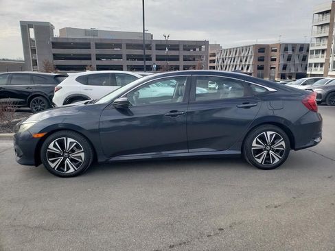Used 2016 Honda Civic EX-T image 4
