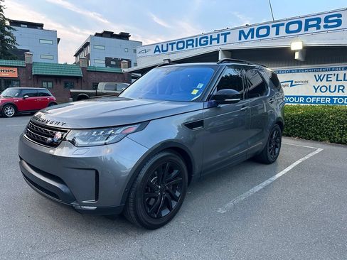 Used 2017 Land Rover Discovery HSE AWD/4WD image 1